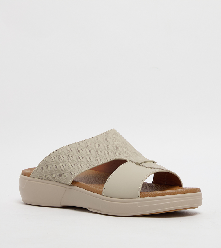 Textured Arabic Sandals