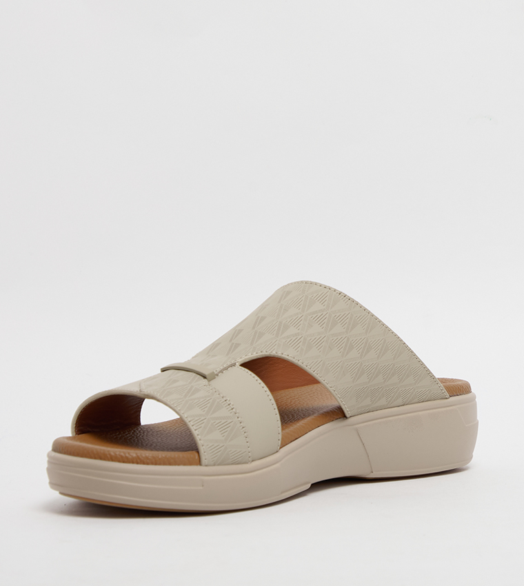 Textured Arabic Sandals
