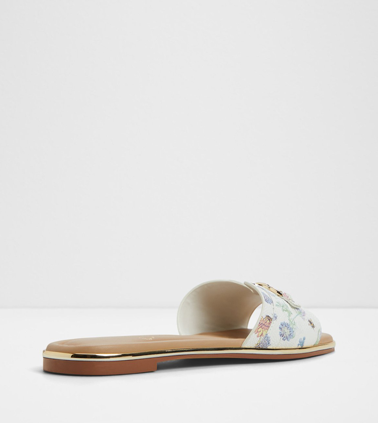 ALAMASSI Accessory Detail Flat Sandals