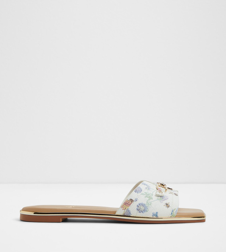 ALAMASSI Accessory Detail Flat Sandals