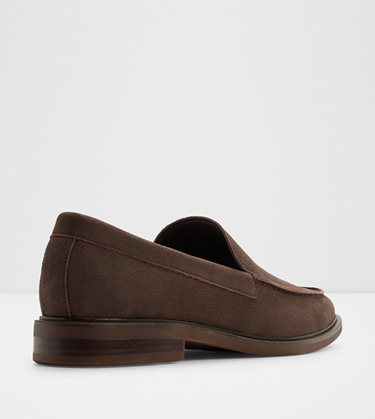 ALFONSO Solid Almond Toe Loafers