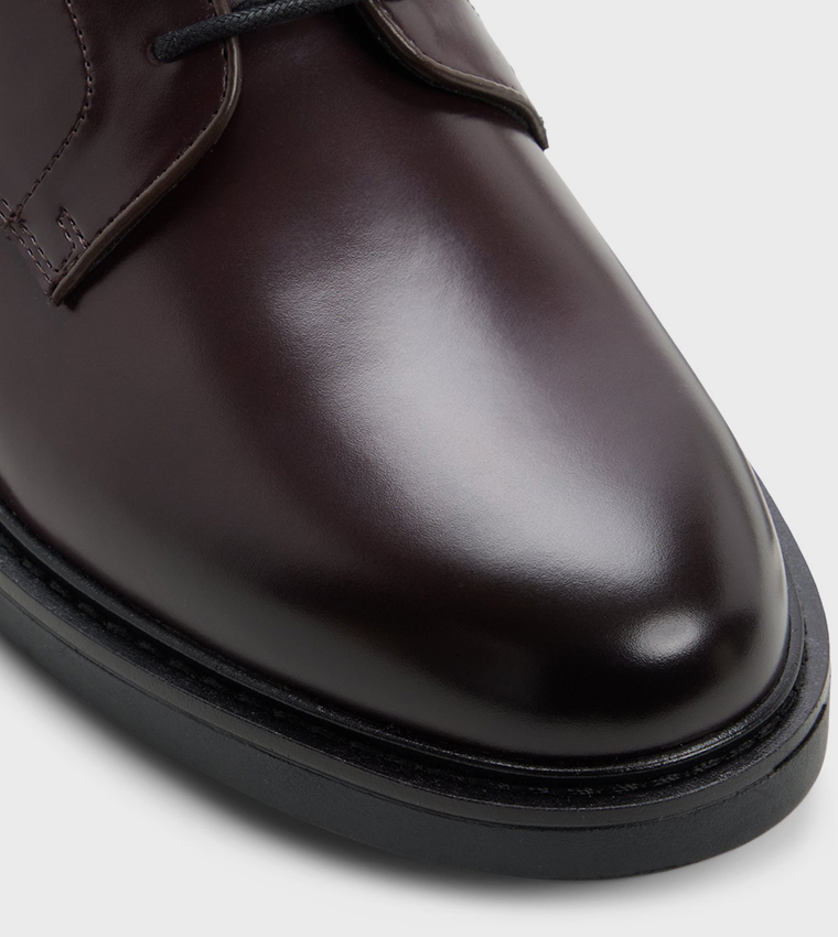 ALVARADO Almond Toe Lace-Up Shoes