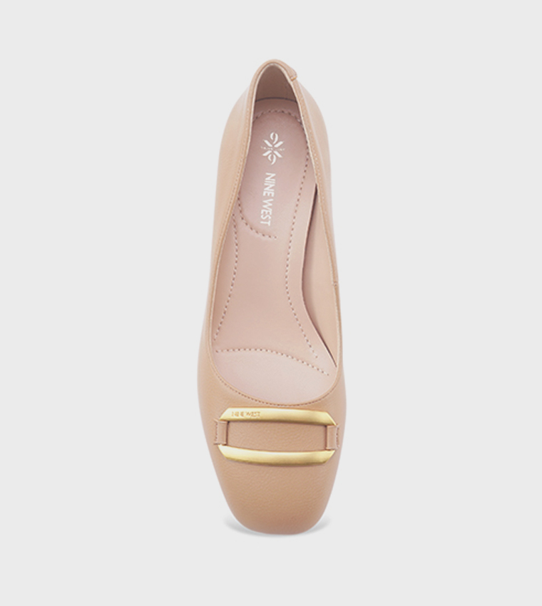 ANESSA Block Heel Pumps