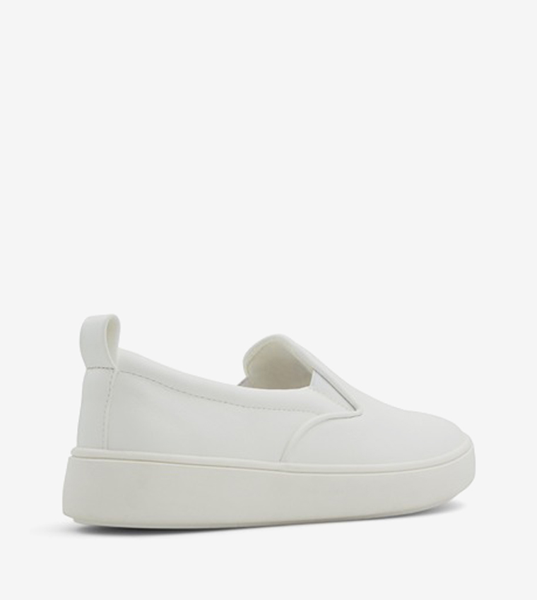 Women's white casual hot sale slip on shoes