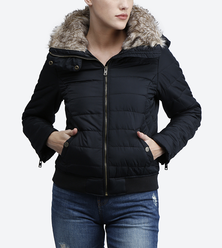 Buy Aeropostale Classic Fit Hooded Puffer Jacket Black AR 8791 3412 In Black 6thStreet Kuwait