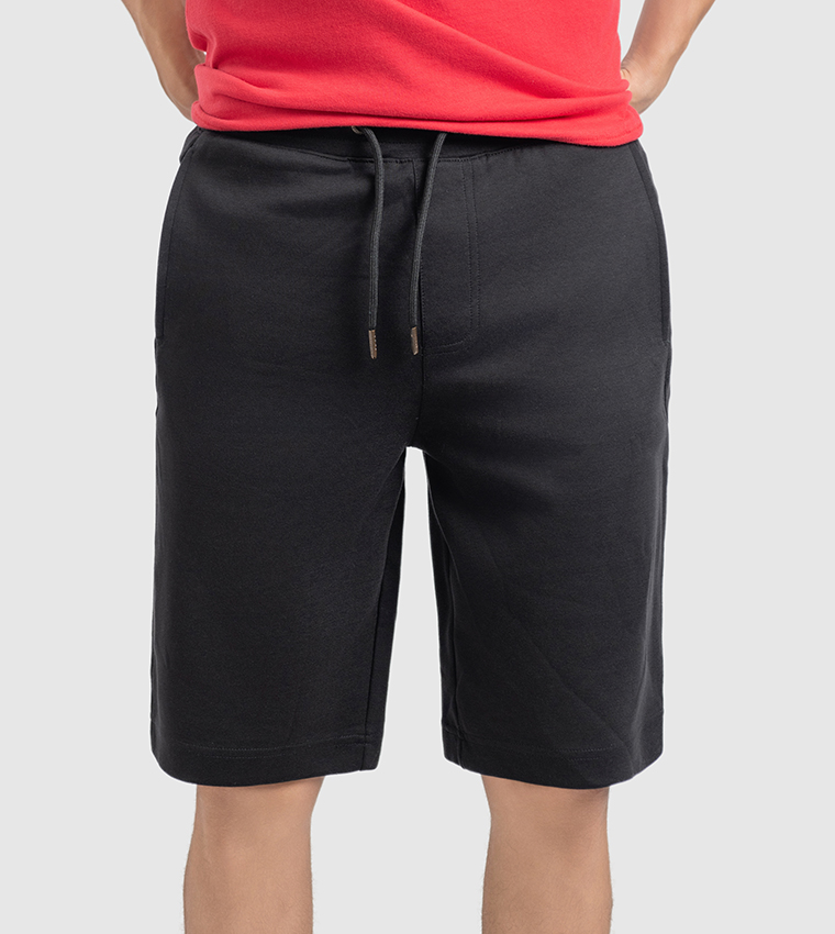 شورت بخصر مزود برباط ايرو للشباب