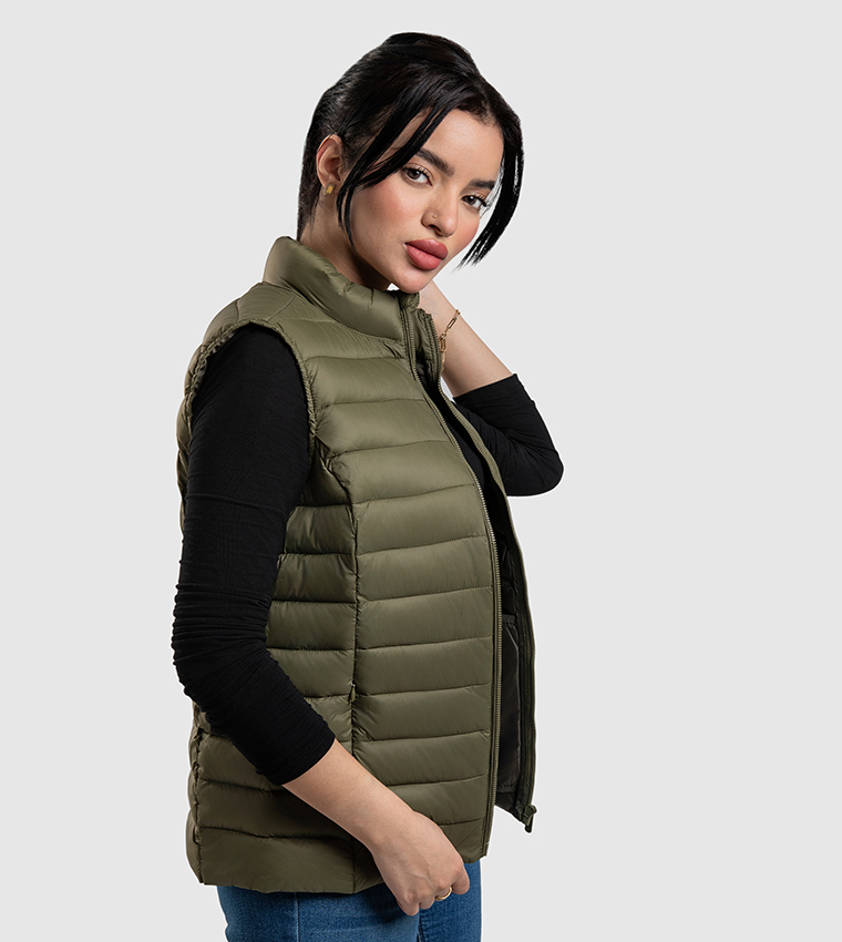 Aero Women's Zippered High Neck Gilet