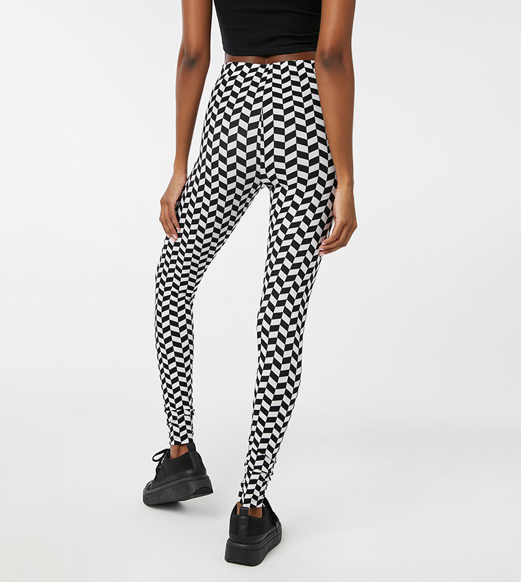 Buy Ardene Mid Rise Regular Fit Leggings In Multiple Colors