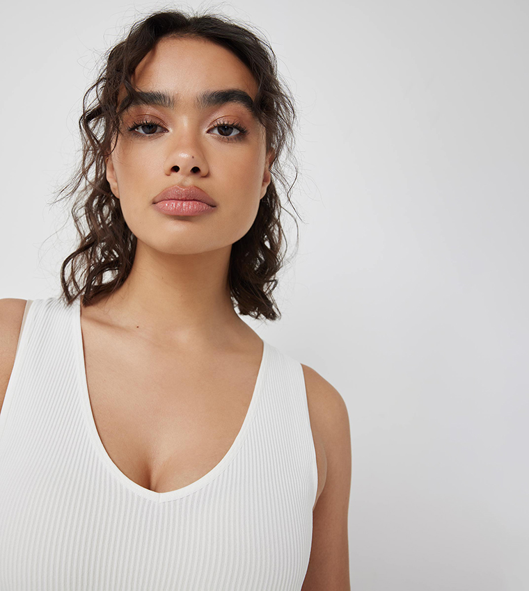 Solid V-Neck Crop Top