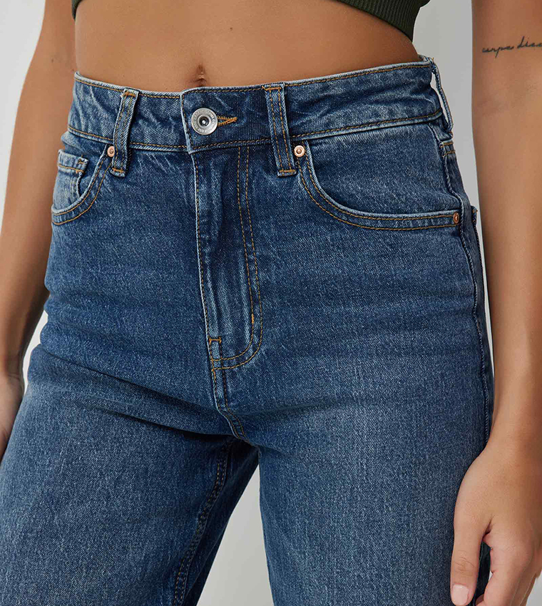Faded 90's High Rise Straight Fit Jeans