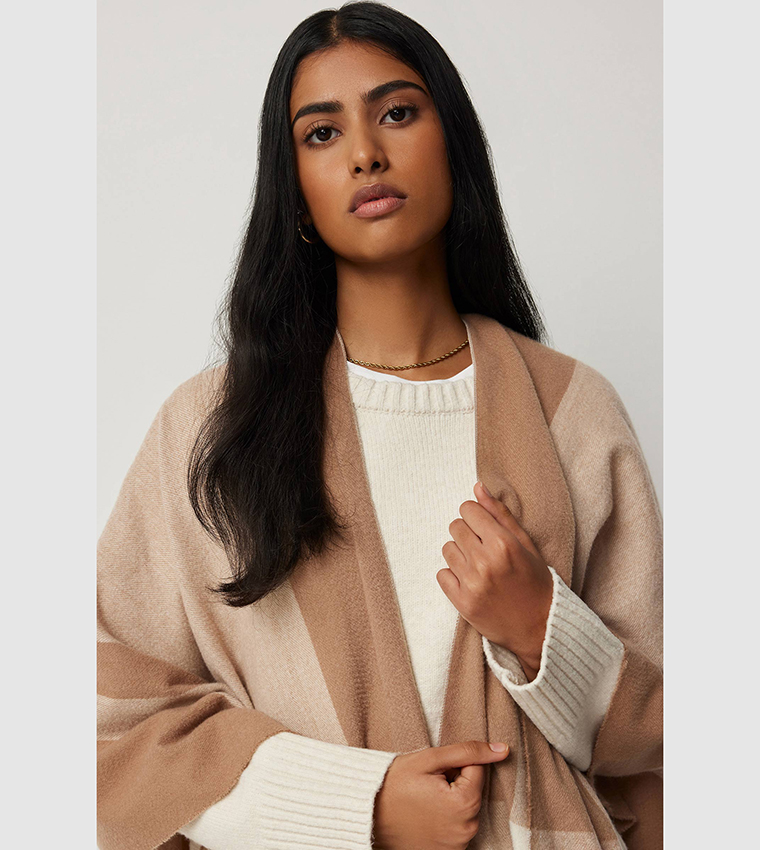 Plaid Fringe Trim Poncho