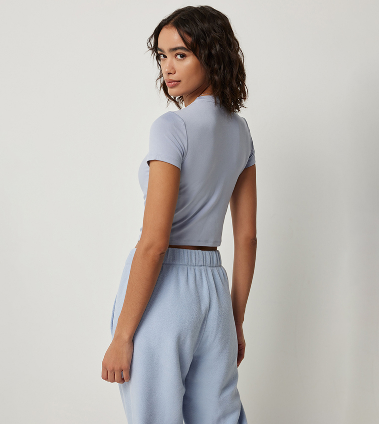 Solid Crew Neck Cropped T-Shirt