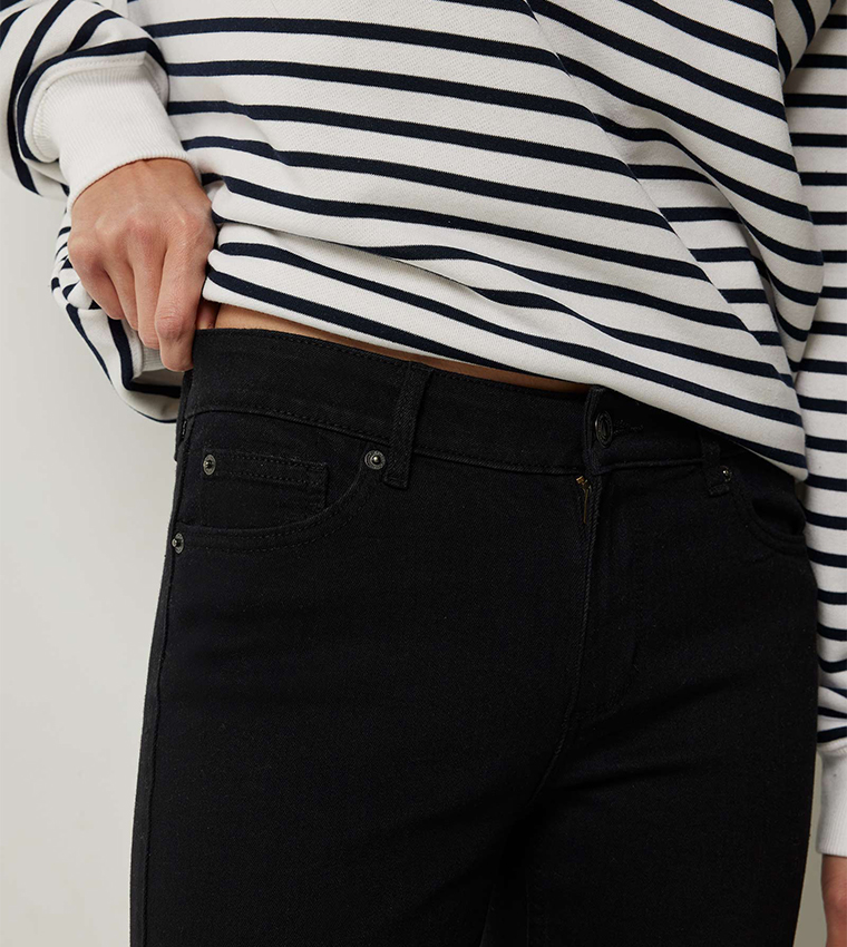 Washed Mid Rise Jeggings