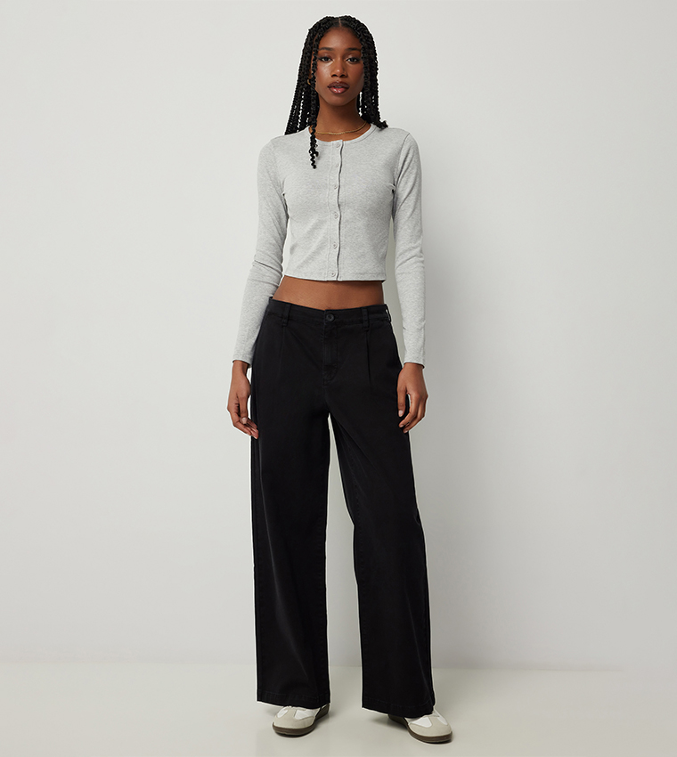Pleated Relaxed Fit Chinos