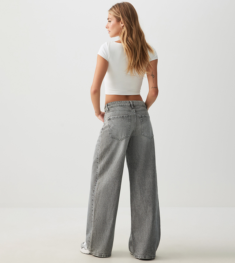 Washed Low Rise Wide Leg Jeans