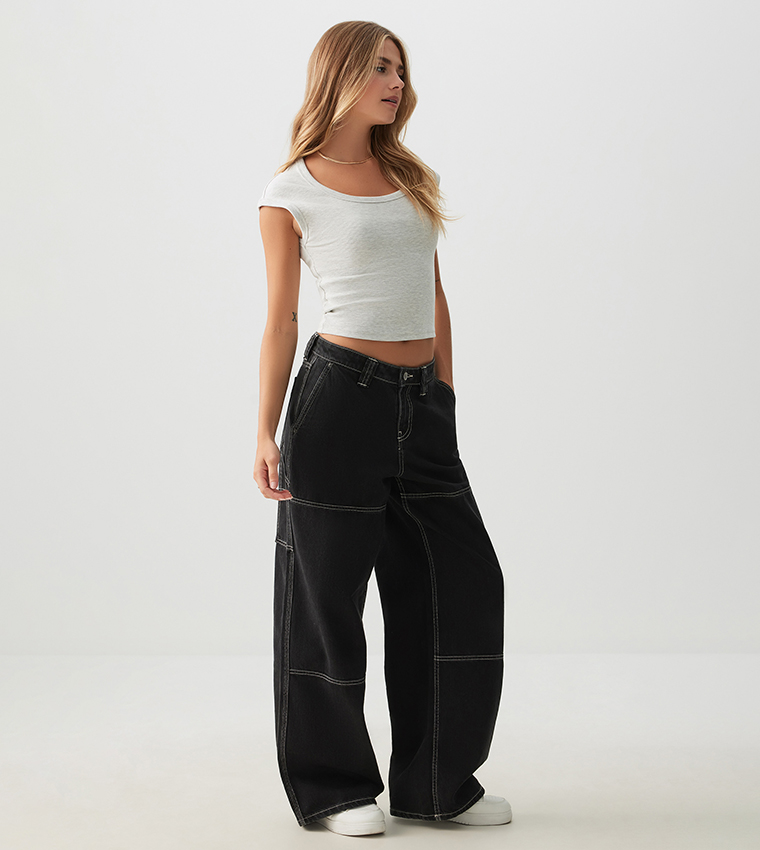 جينز واسع مغسول 