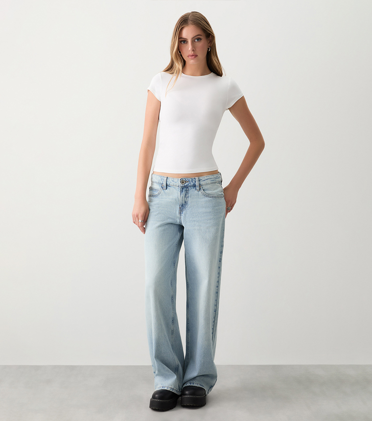 Solid Short Sleeves Fitted T-Shirt