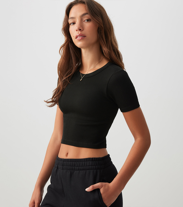 Ribbed Short Sleeves Crop Top