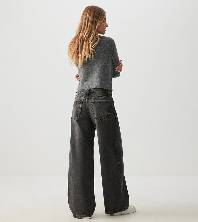 Washed Low Rise Wide Leg Jeans