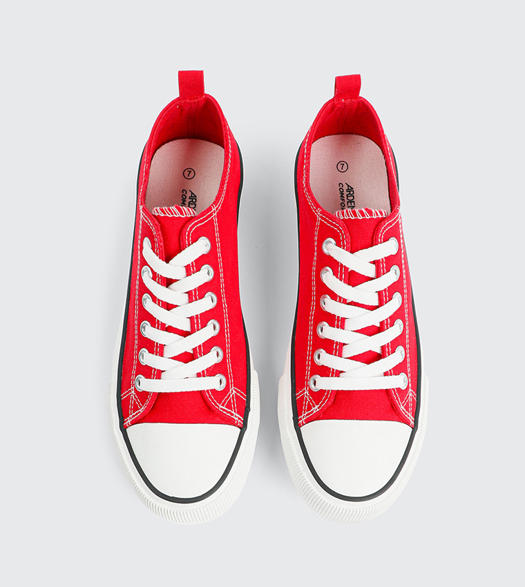 Toe Cap Low Top Canvas Sneakers