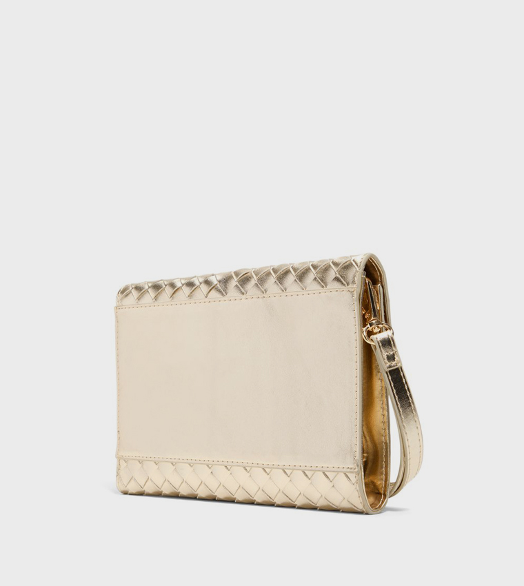 ARIELLEE Textured Wristlet