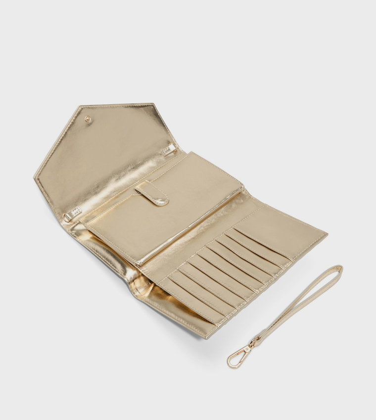 ARIELLEE Textured Wristlet