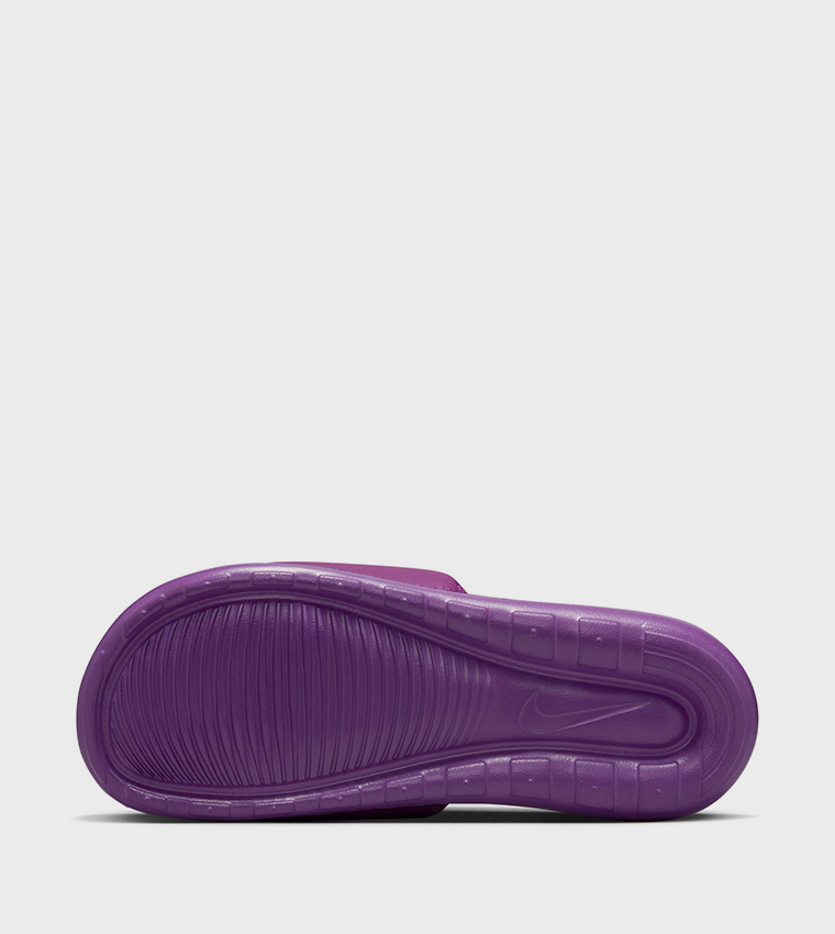 VICTORI Logo Detail Slides