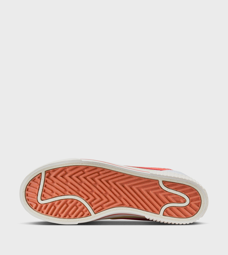 COURT LEGACY LIFT Lace-Up Sneakers