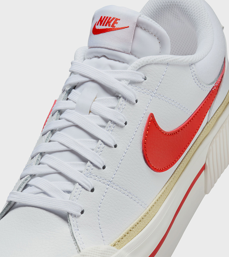COURT LEGACY LIFT Lace-Up Sneakers