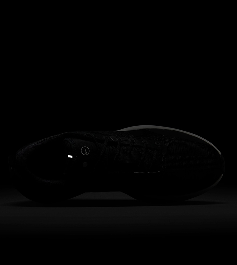 LUNAR ROAM Lace Up Shoes