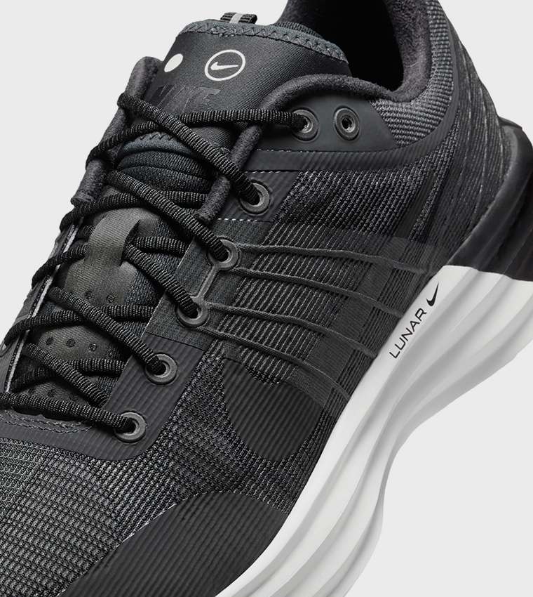 LUNAR ROAM Lace Up Shoes