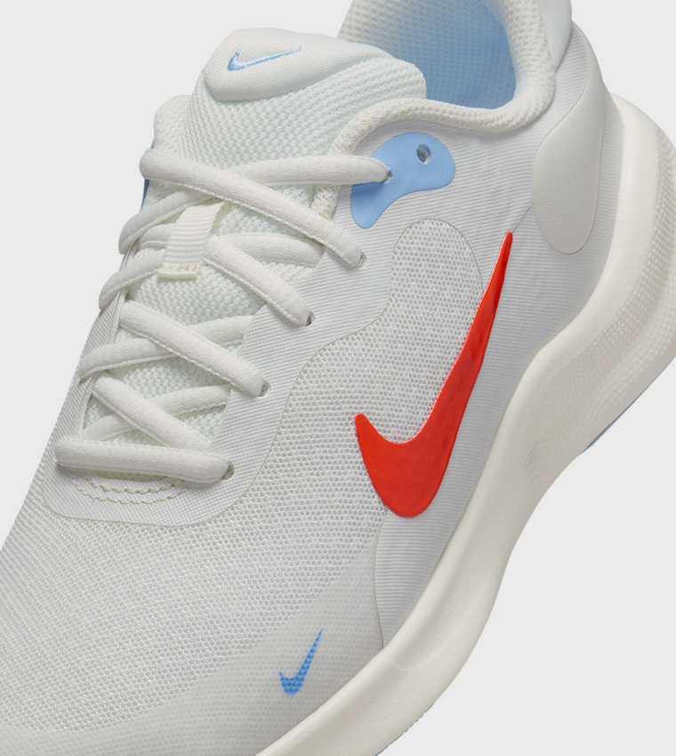 REVOLUTION Logo Detail Running Shoes