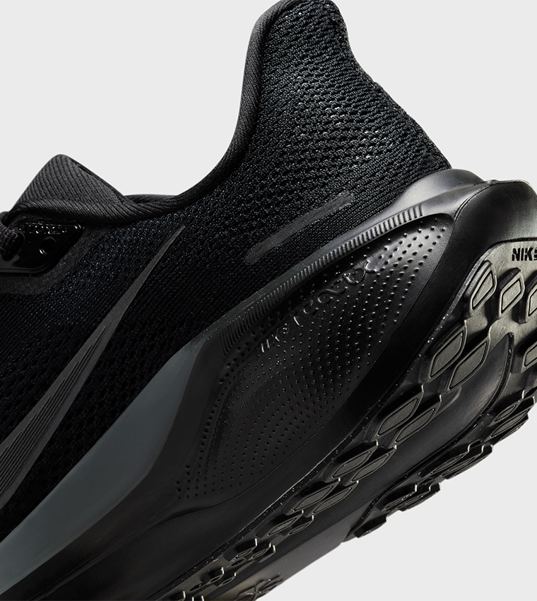 AIR ZOOM PEGASUS 41 Runner Sneakers