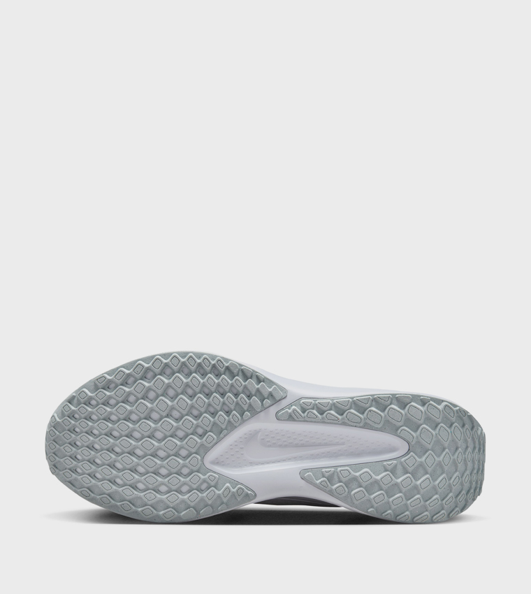 QUEST 6 Running Shoes