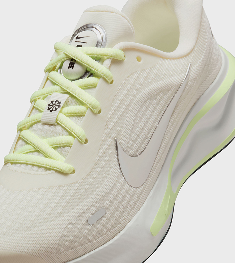 JOURNEY RUN Lace Up Shoes