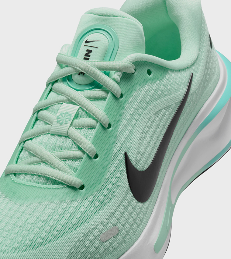 JOURNEY RUN Round Toe Shoes
