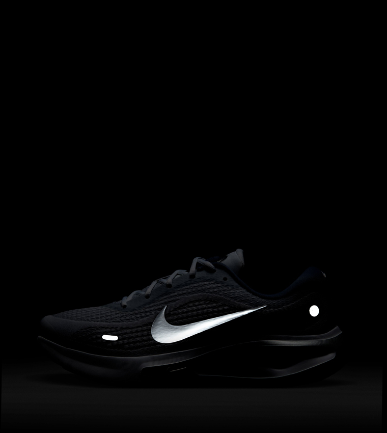 JOURNEY RUN Round Toe Shoes