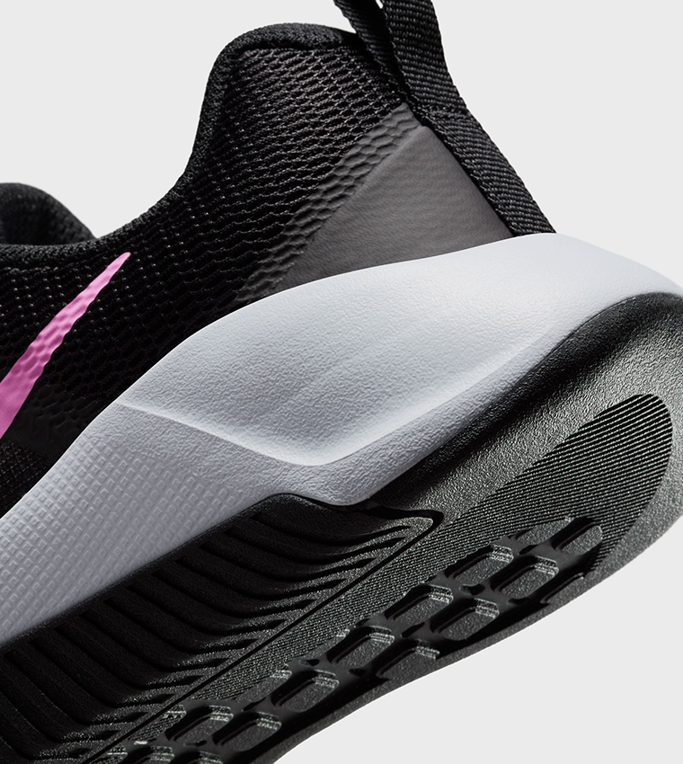 MC TRAINER 3 Lace Up Shoes