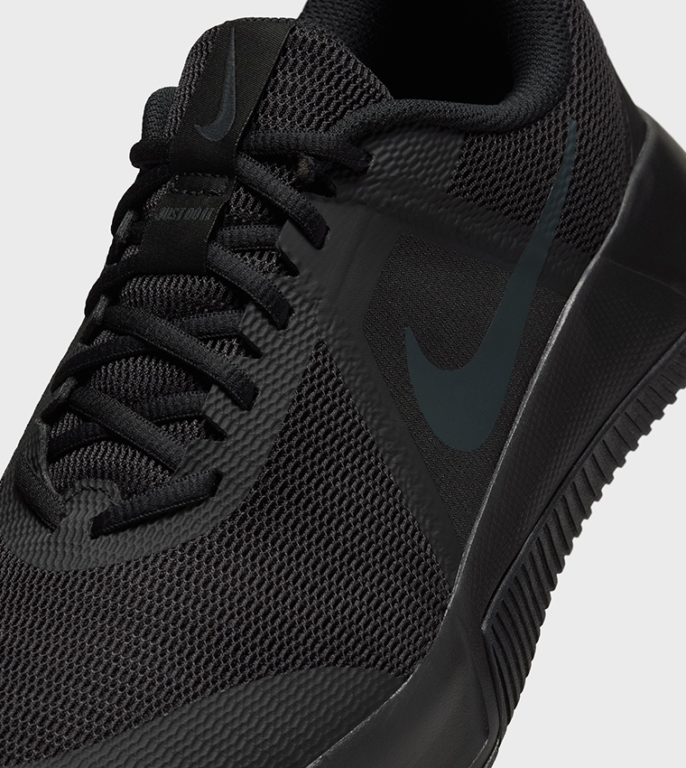 MC TRAINER 3 Lace Up Shoes