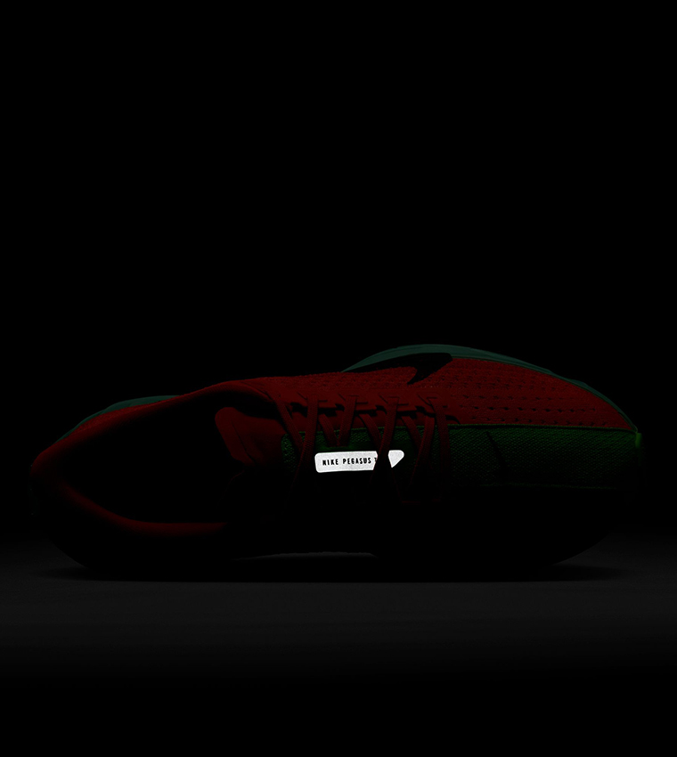 PEGASUS PLUS Color Block Running Shoes
