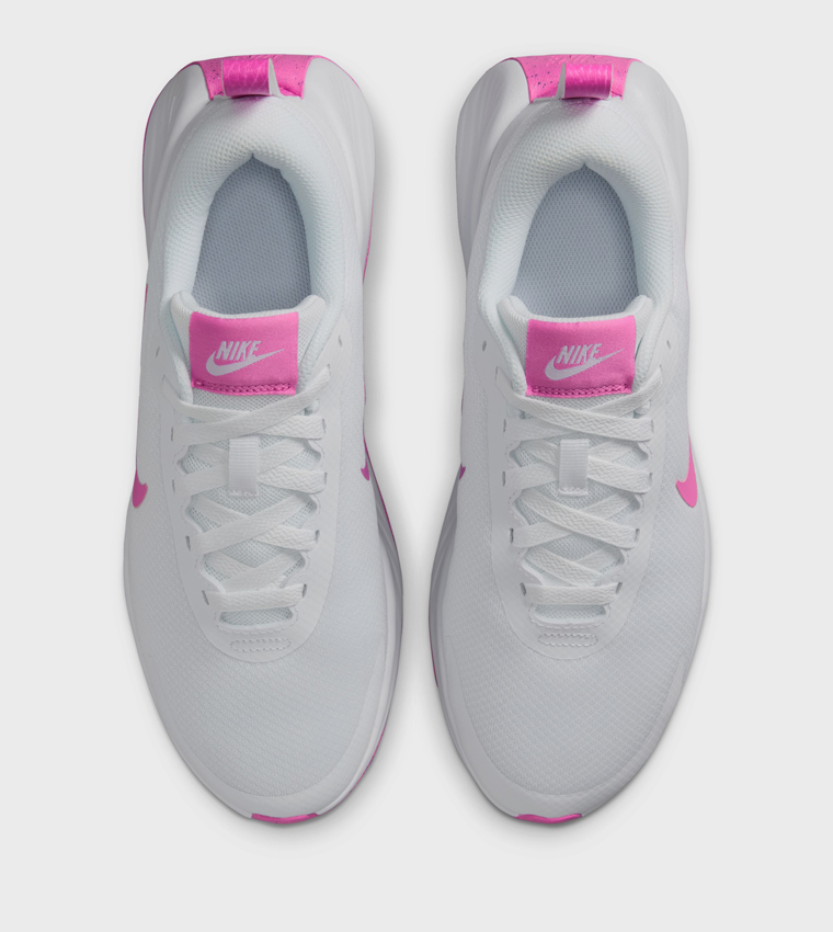 PROMINA Lace-Up Runner Sneakers