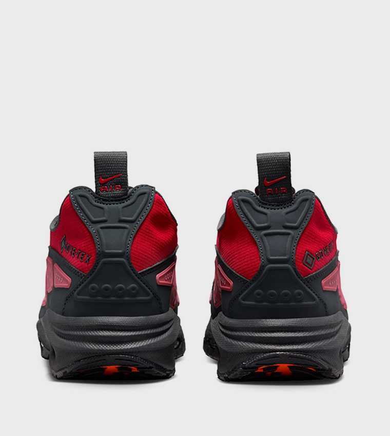 AIR MAX SNDR GTX Zippered Running Shoes