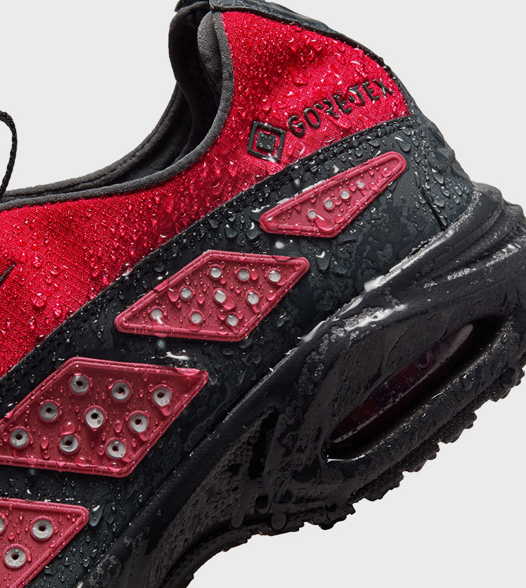 AIR MAX SNDR GTX Zippered Running Shoes