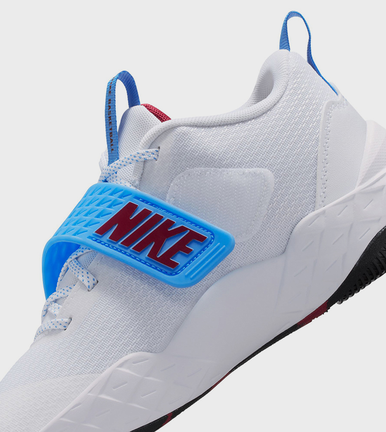 TEAM HUSTLE D 12 GS Training Shoes
