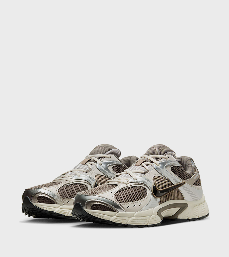 V5 RNR Lace Up Sneakers