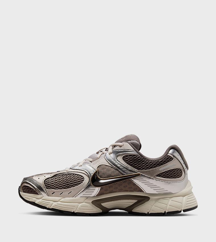 V5 RNR Lace Up Sneakers