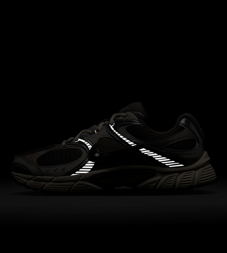 V5 RNR Lace Up Sneakers