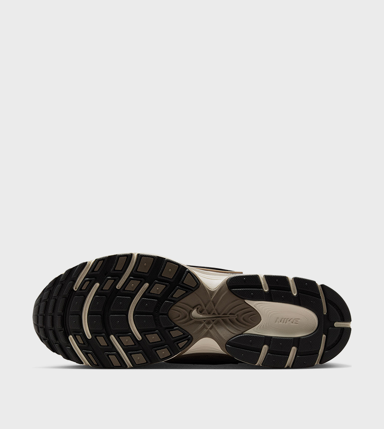 V5 RNR Lace Up Sneakers