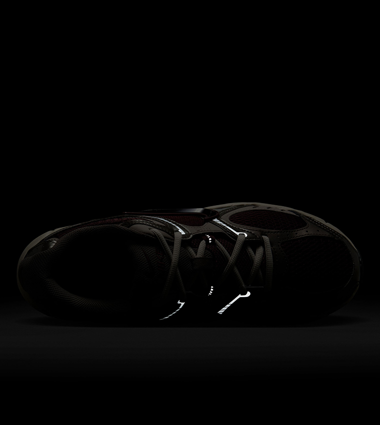 V5 RNR Lace Up Sneakers
