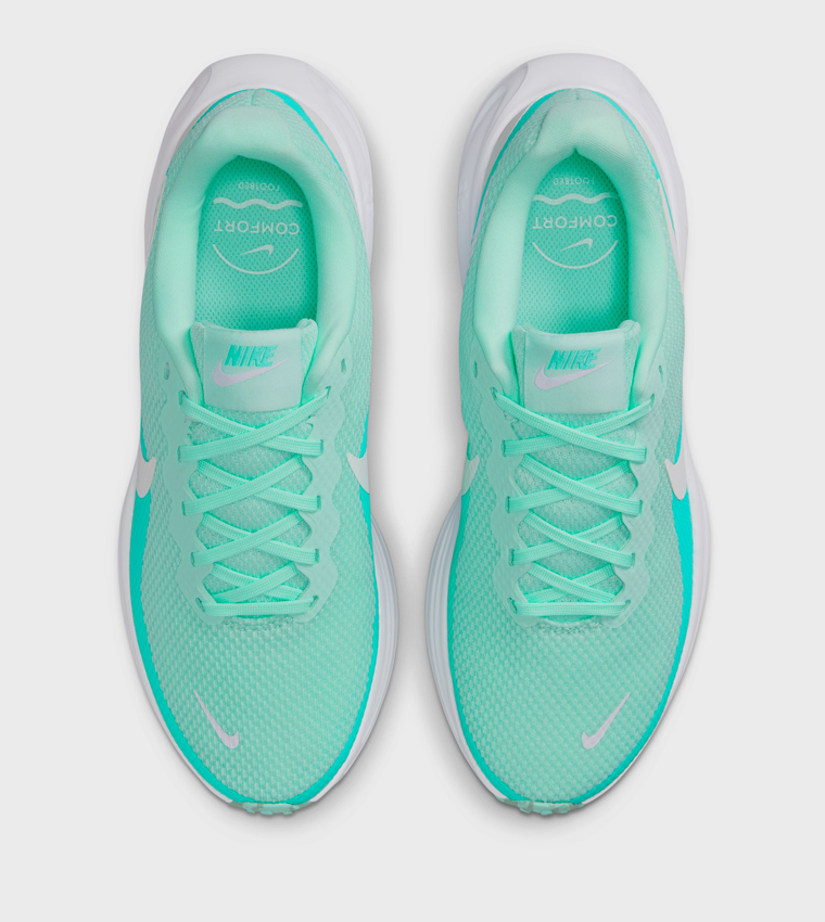 REVOLUTION 8 Running Shoes